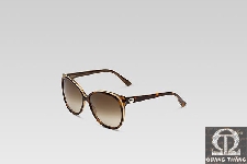 Gucci 261948 J0740 2302