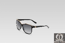 Gucci 261926 J1691 1065